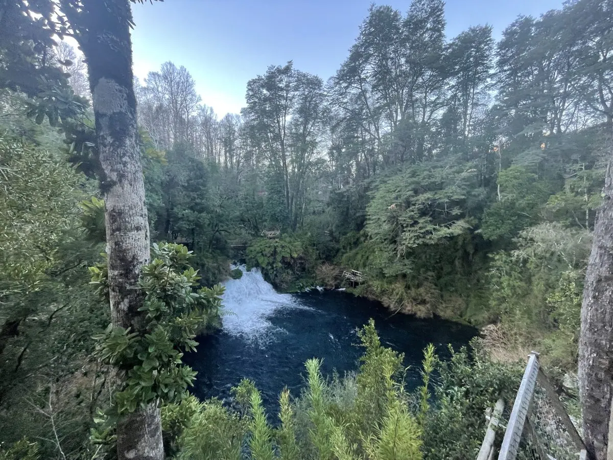 Ojos del Caburgua y Lago Caburgua desde Pucón