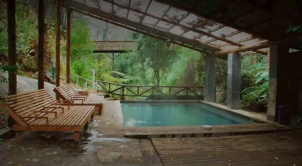 Termas San Luis desde Pucón y Villarrica